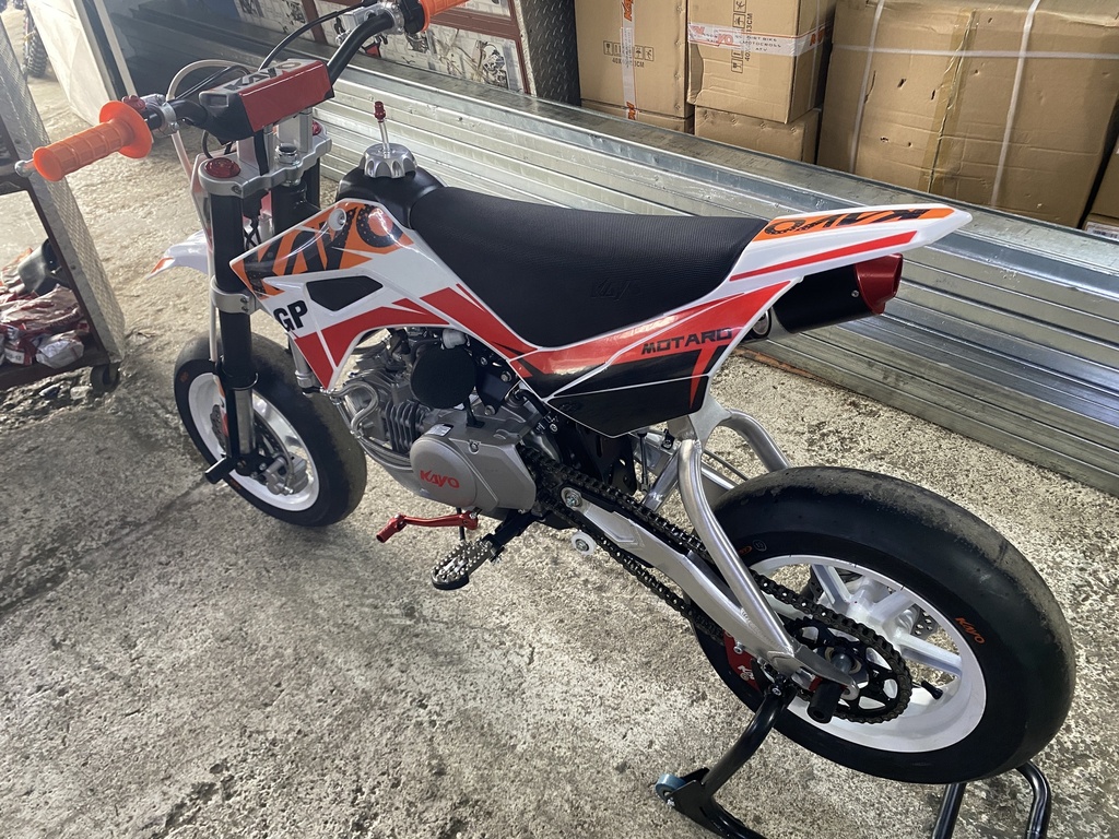 Motocicleta Kayo Motard 155cc | CARMONAX